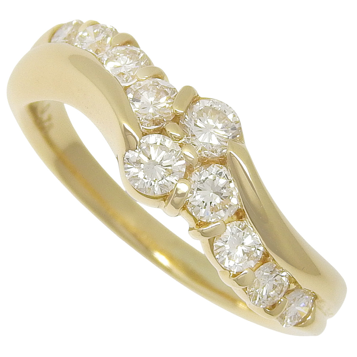 Diamond ring, 0.76 carats, K18 yellow gold, 10 small diamonds.
