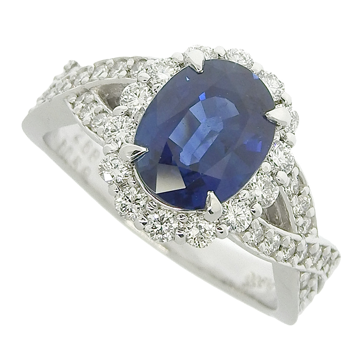 Sapphire and Diamond Ring, S2.688/D0.59, Pt900 Platinum