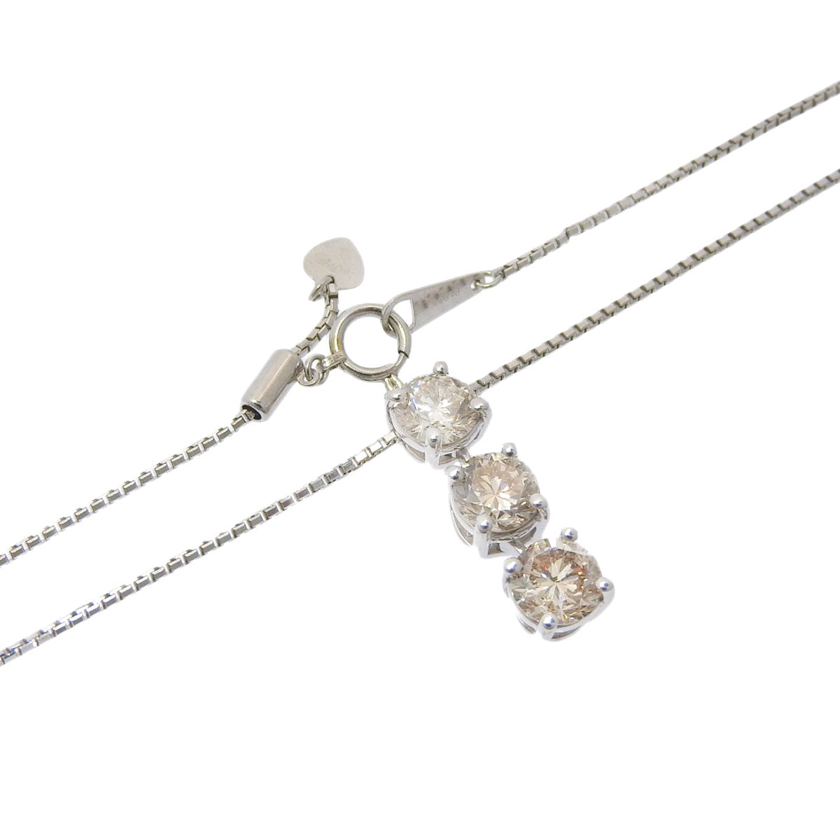 Three-diamond necklace, D0.713, 0.814, 1.005 carats, Pt850 platinum, Pt900 platinum, 3PD