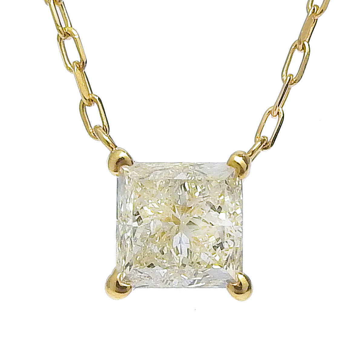 Diamond Necklace, 0.785 carats, 18K Yellow Gold, 1-point diamond.