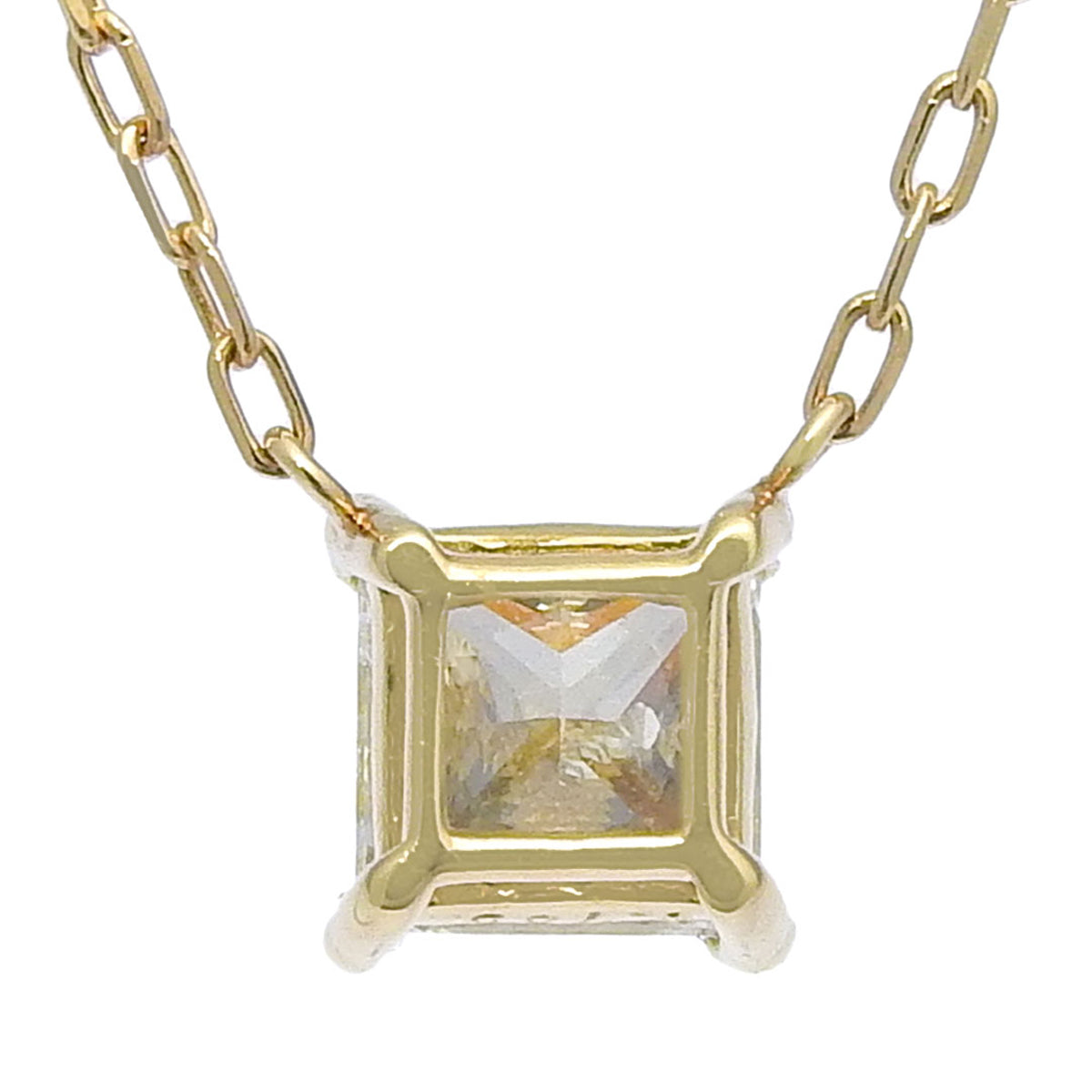 Diamond Necklace, 0.785 carats, 18K Yellow Gold, 1-point diamond.