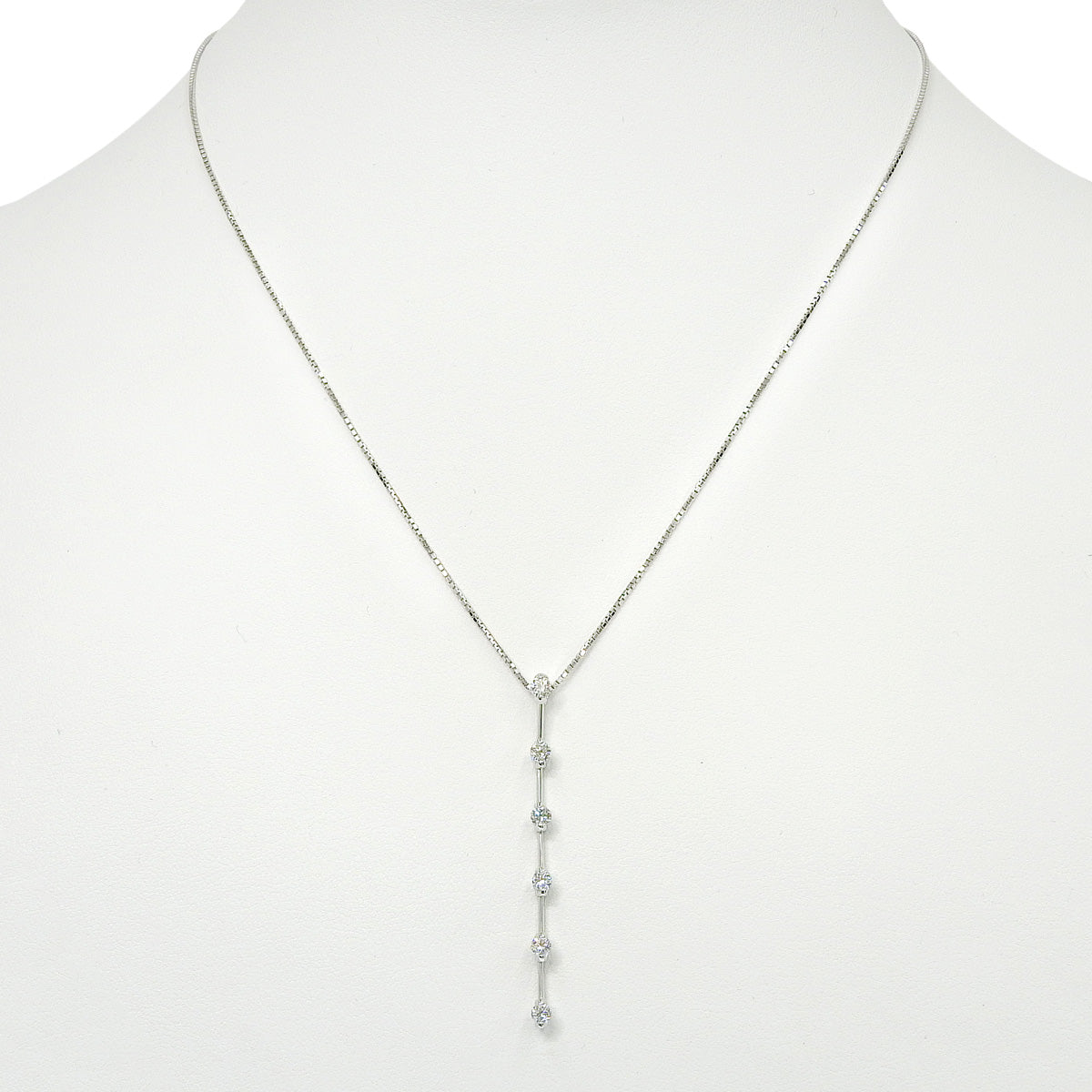 Diamond Necklace 0.50 Carat, 18K White Gold