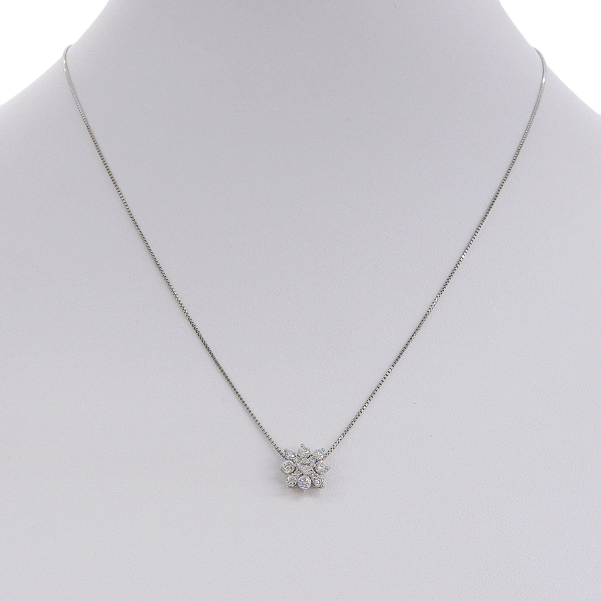 フラワーモチーフ ダイヤ ネックレス D0.50 Pt850 Pt900プラチナ