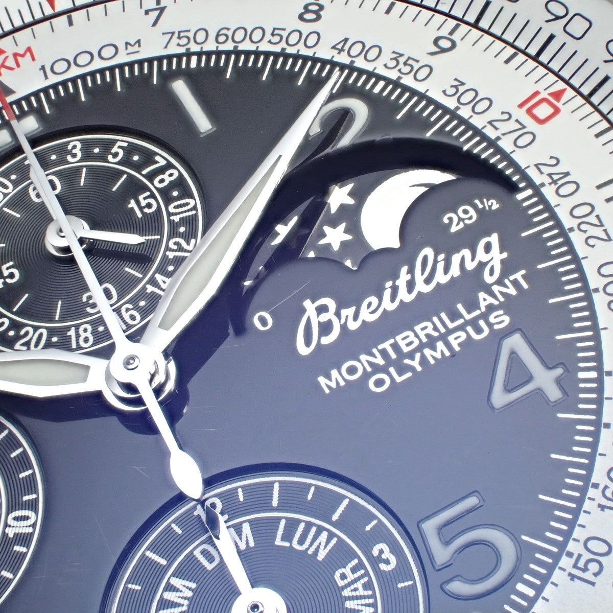 A19350 Navitimer Montbrillant Olympus SS Automatic Black