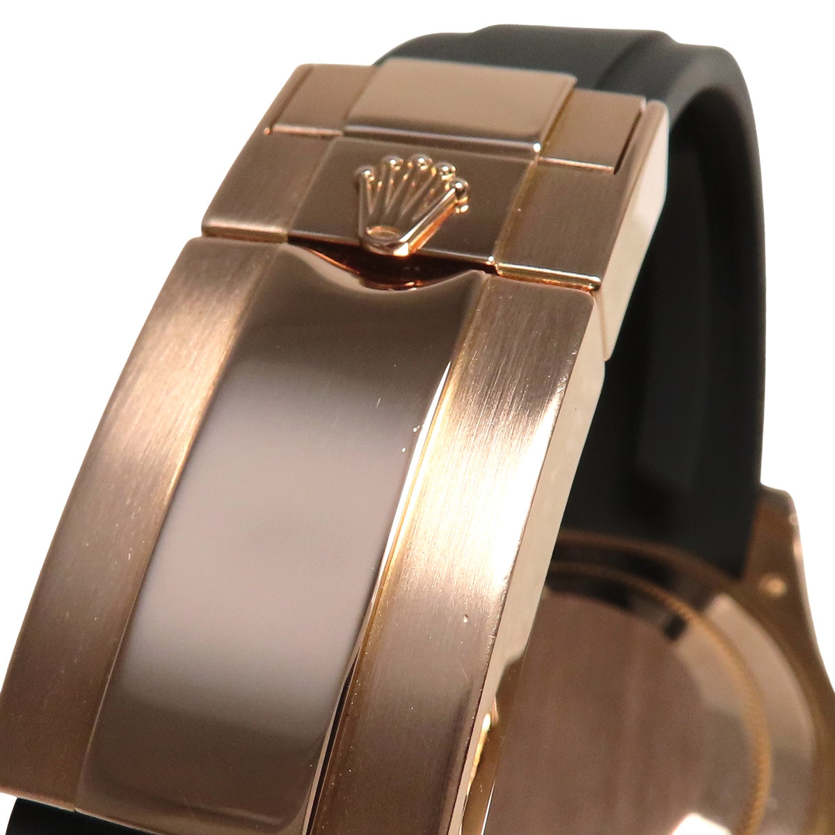 116655 Yachtmaster 40 PG/Rubber, random serial number, automatic winding, black dial.