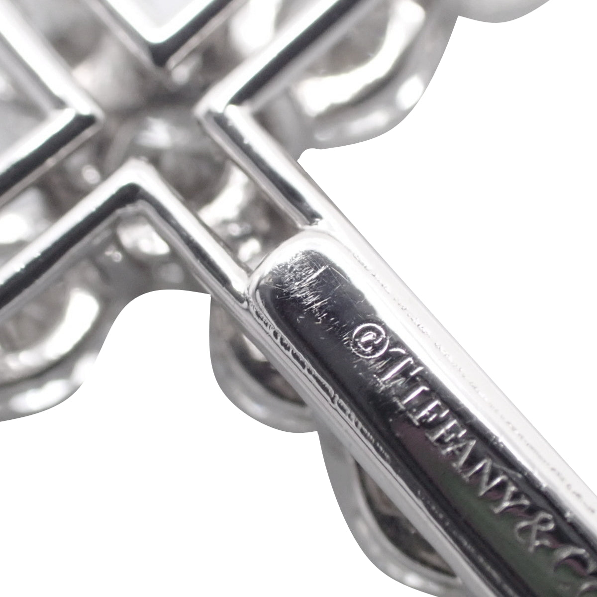 Diamond Cross Pendant, Large Diamond, Pt950 Platinum, 11PD