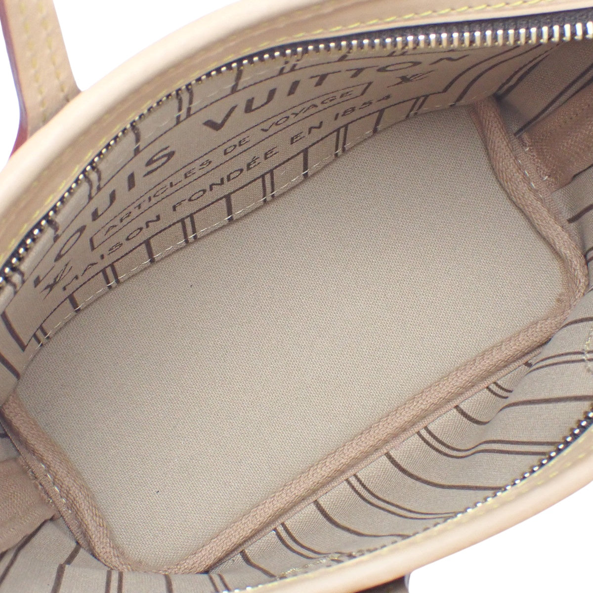 Monogram Neverfull BB Monogram 帆布米色 M46705