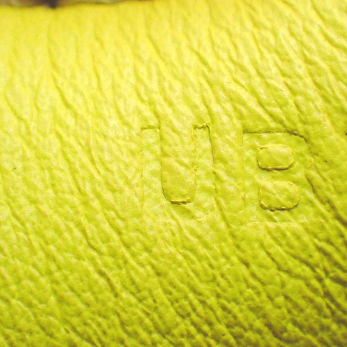 Lindy Mini Taurillon Clemence Leather Bag in Palladium with Lime U Stamp