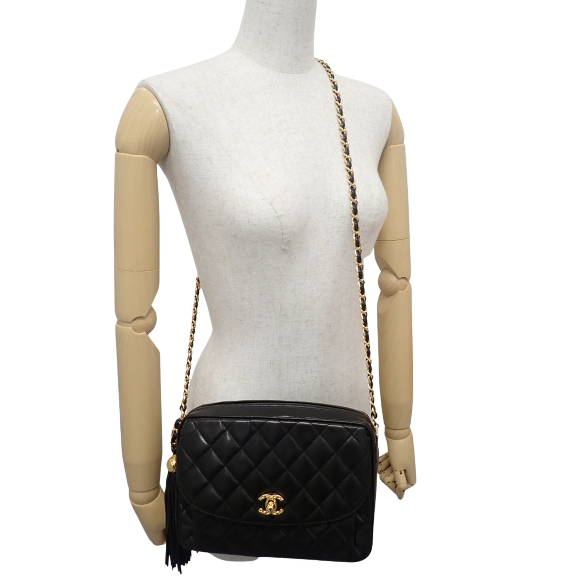 黑色羊皮绗缝 Coco Mark 流苏链条单肩包