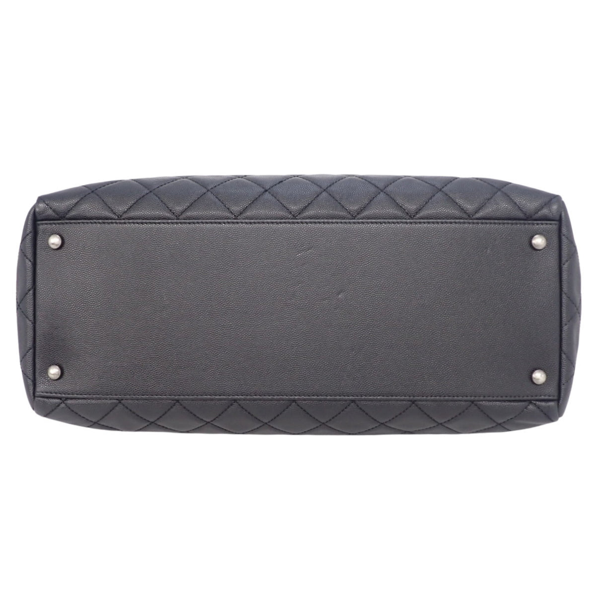 香奈儿(Chanel)Matelasse系列双C标志两用包,鱼子酱纹皮革,黑色。