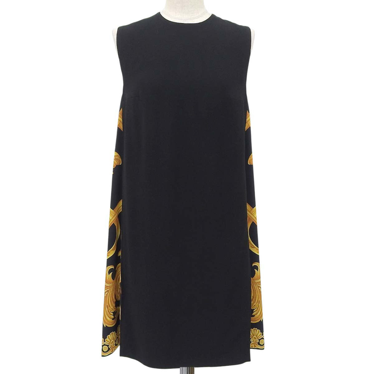 Sleeveless dress, 2023, size 38