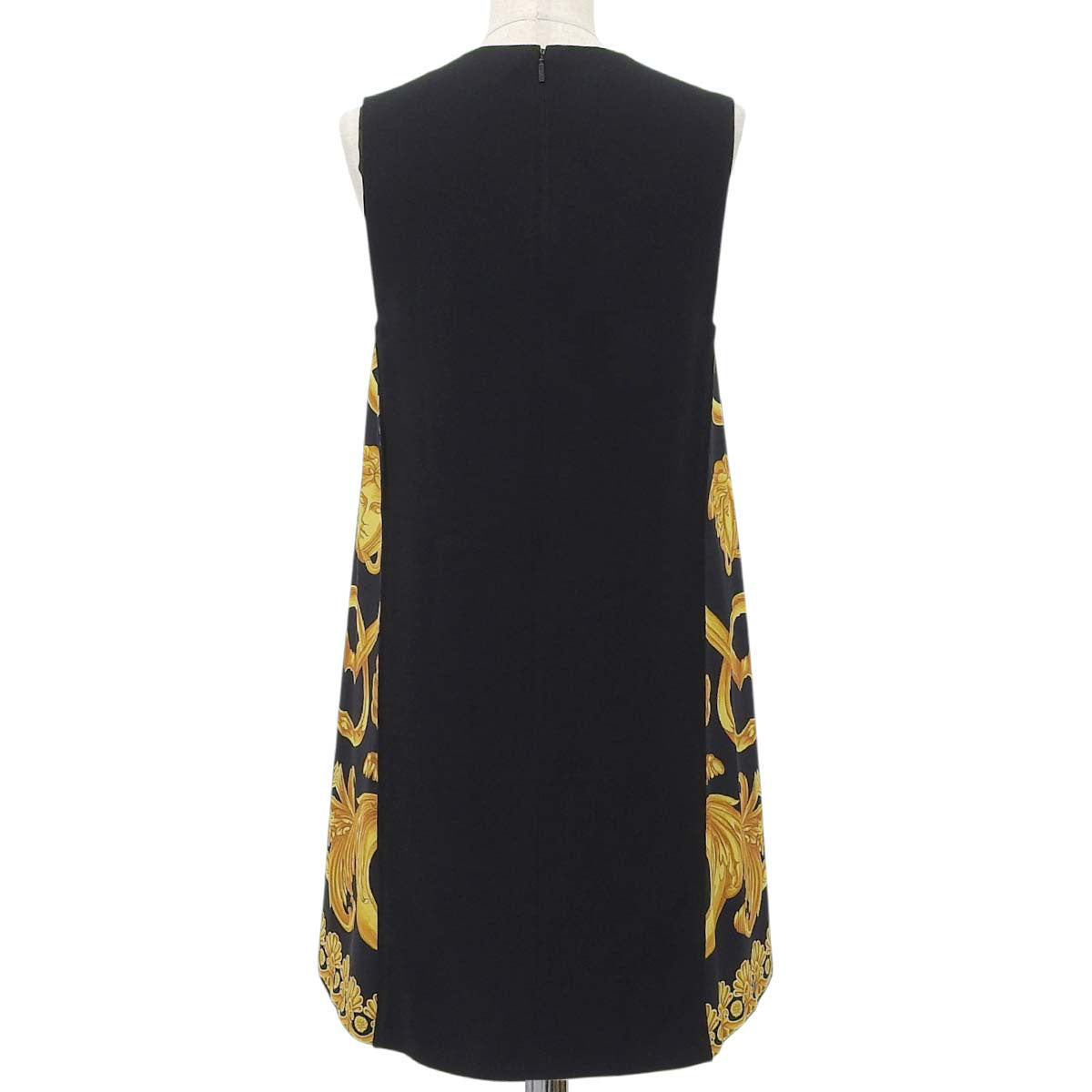 Sleeveless dress, 2023, size 38