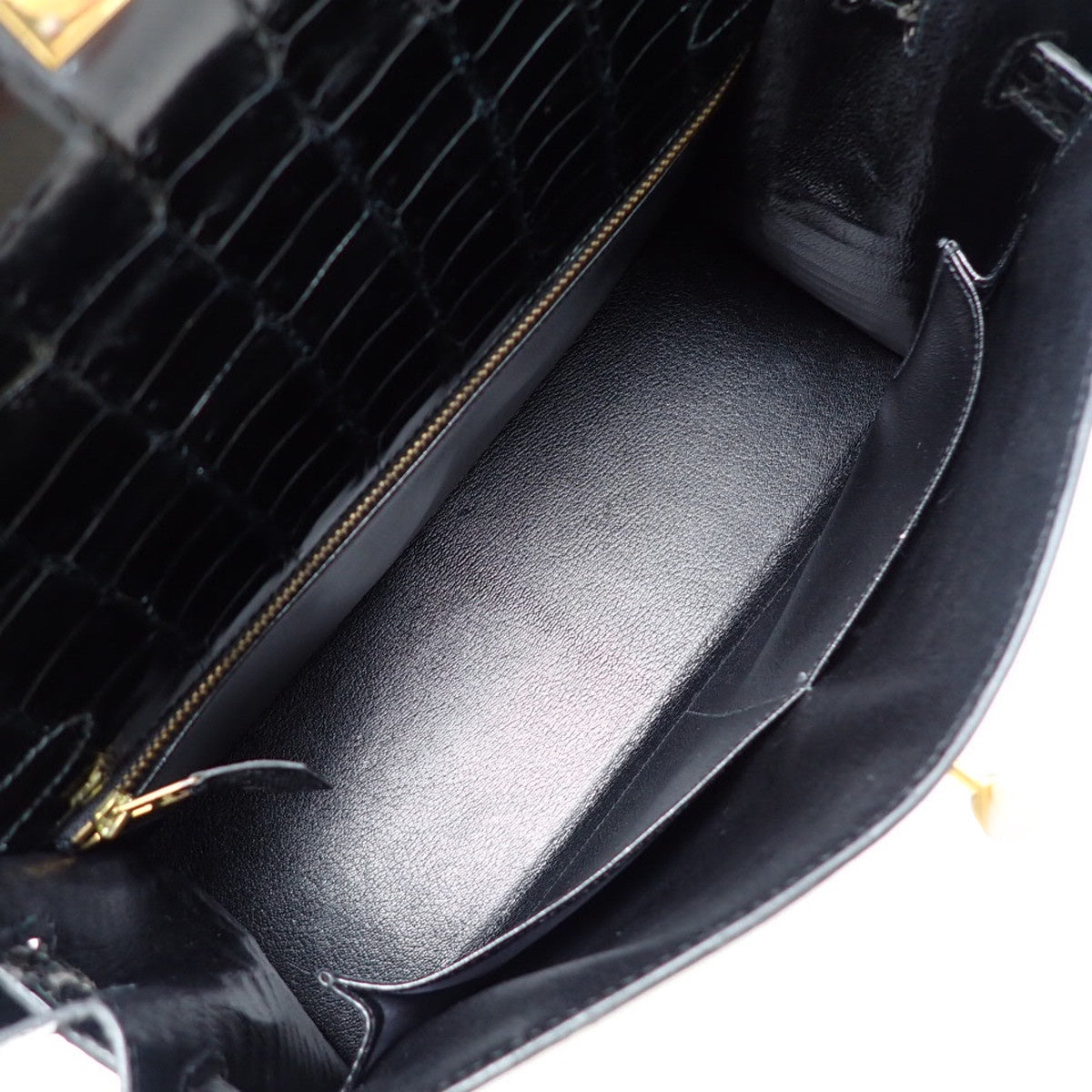 Kelly 32 (Exterior Stitched) Porosus Crocodile, Black, Gold Hardware, W Stamp