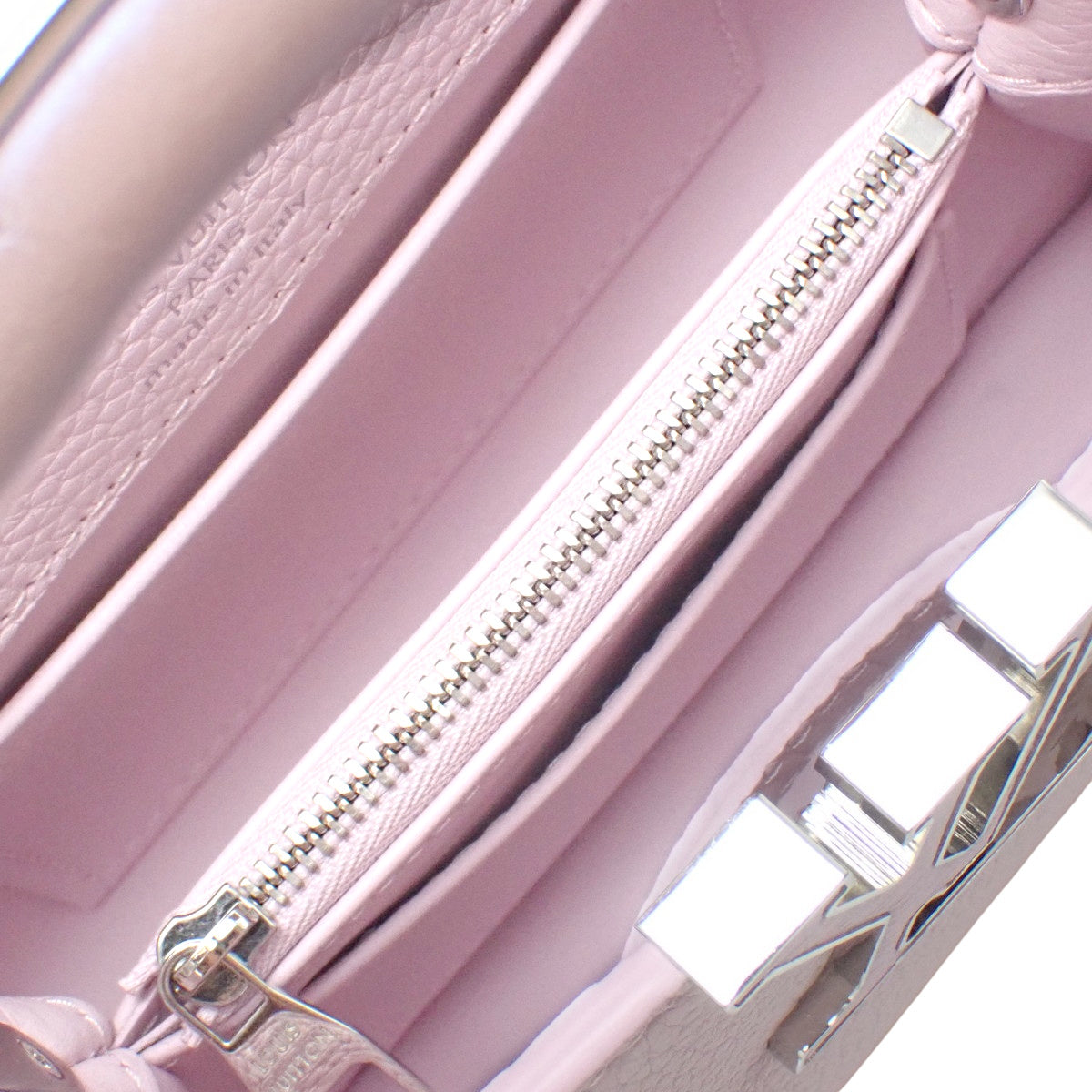 Capucine Mini, Ostrich, Taurillon Leather, Marshmallow/Baby Pink, N87203