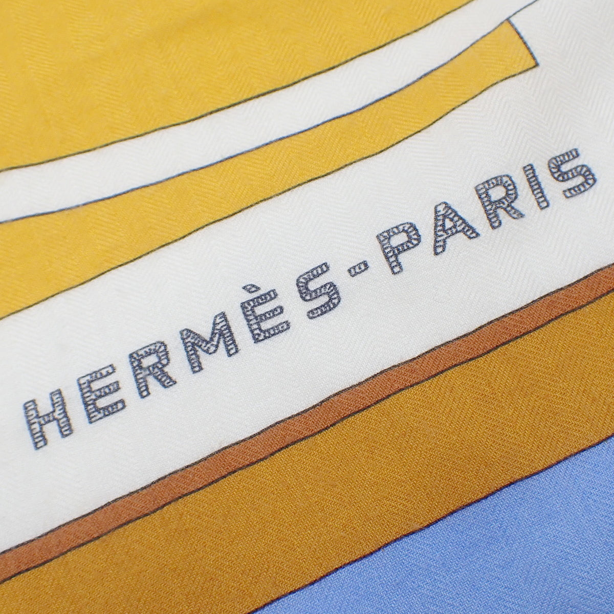 Coupe de Gala クーペドゥガラ カレジェアン カレ140 カシミヤ シルク