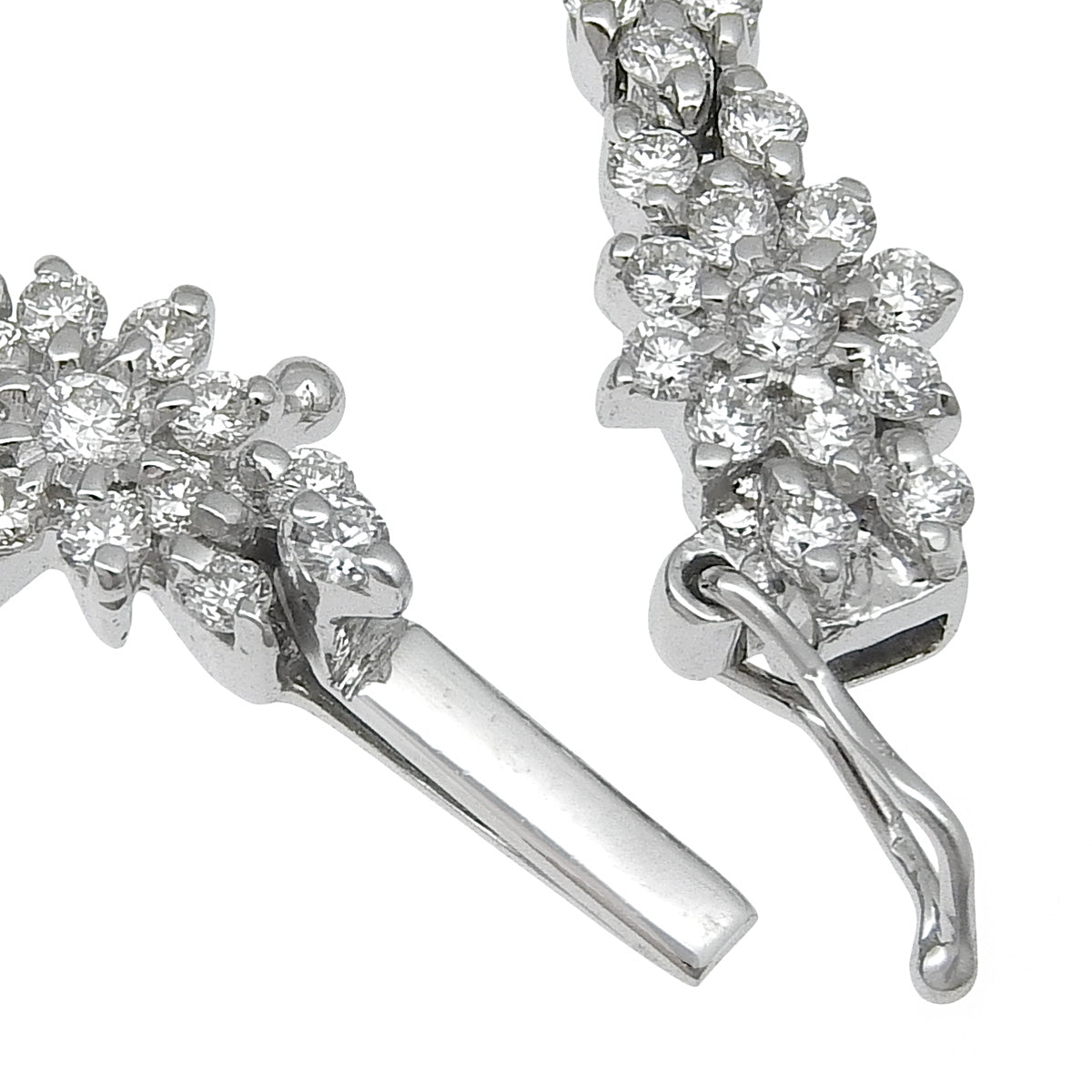 Diamond Flower Bracelet D4.50 White Gold K18WG
