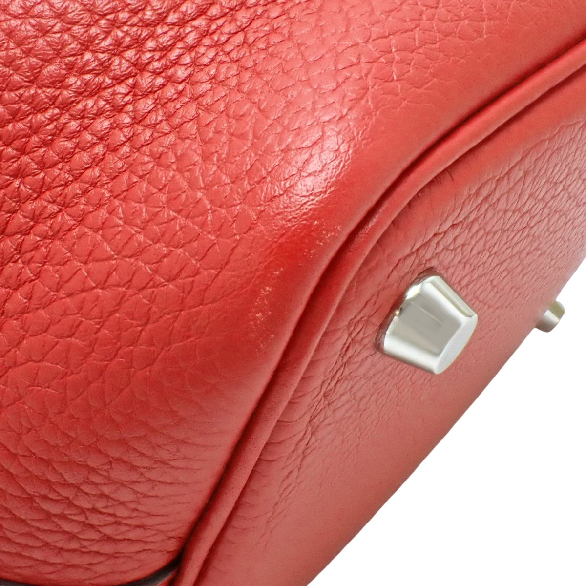 Picotin Lock PM,Taurillon Clemence 皮革,钯金配件,Rouge vif 银色配件,A 印章