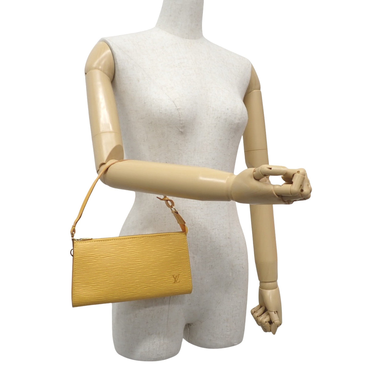 Epi 皮革 Tassili 黄色配饰手拿包 M52959