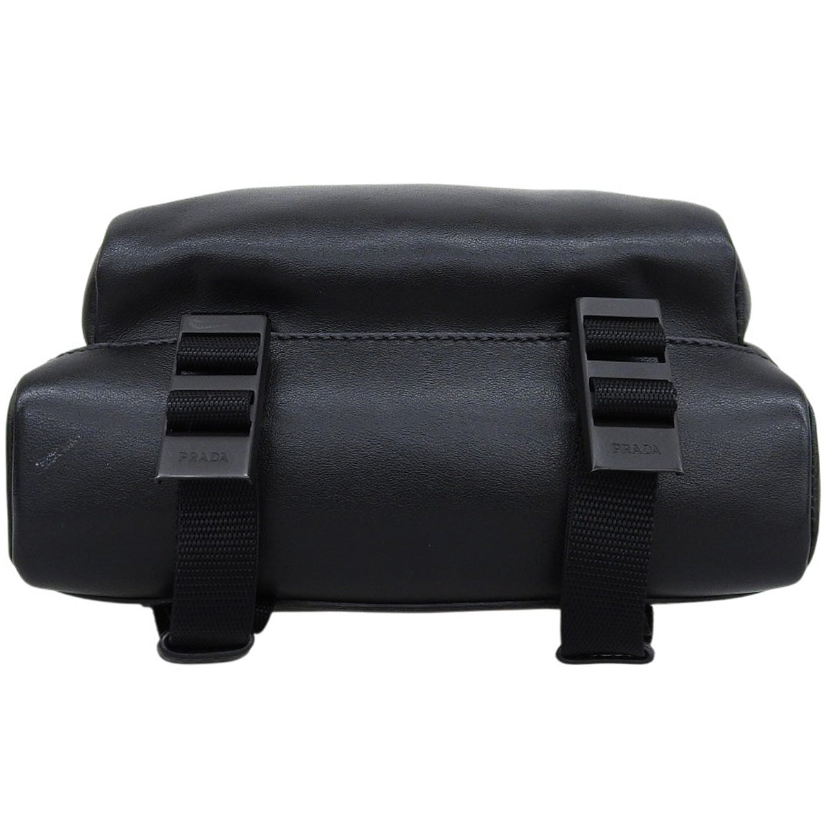 ロゴプレートショルダーバッグ カーフ ブラック 2VH043