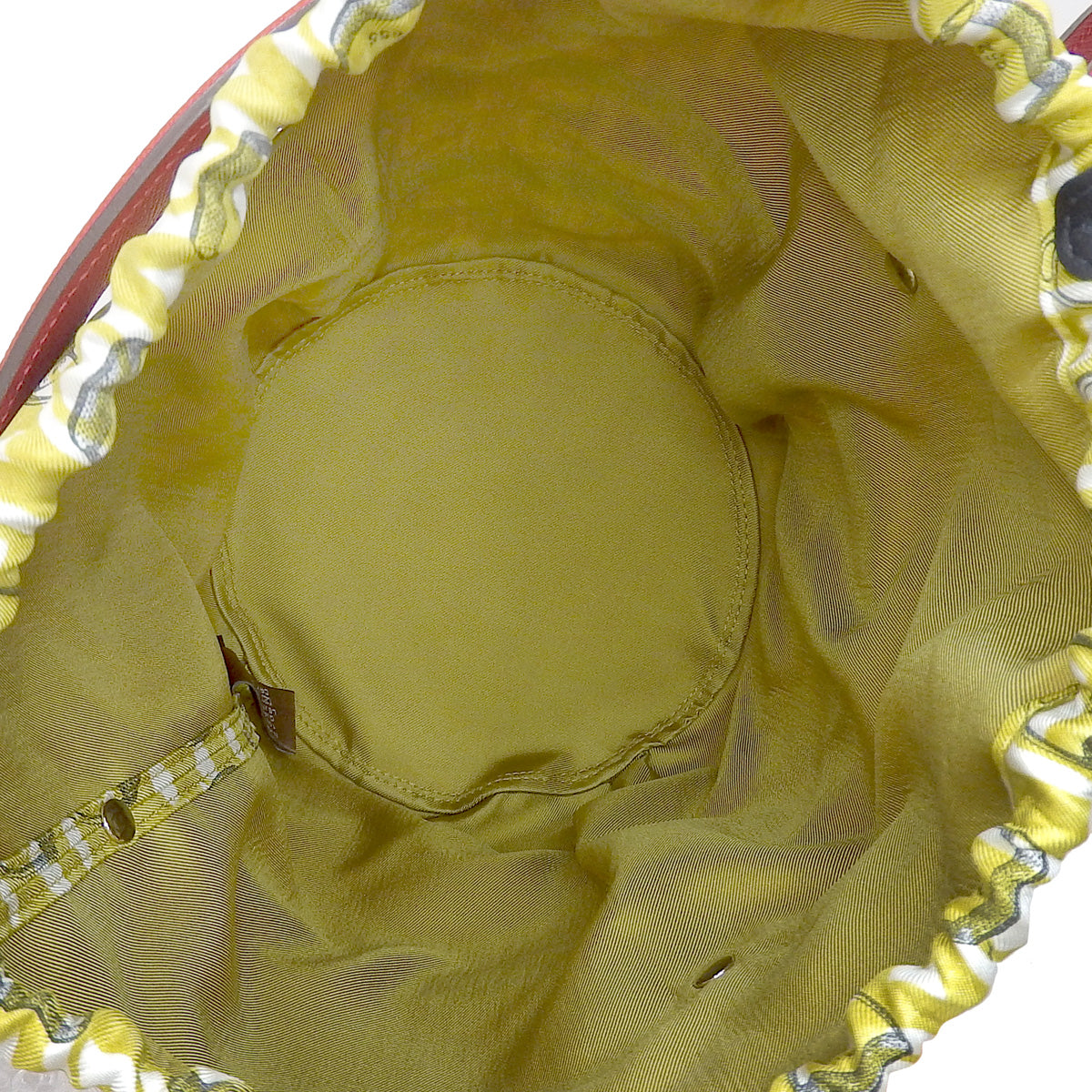 穆沙尔丁 Epsom 真丝面料,钯金配件,Rouge Kazak 皮革,银色配件,X 印记