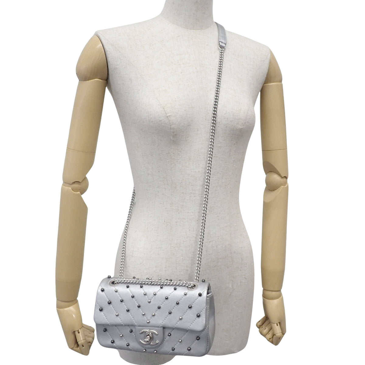 シェブロン ココマーク チェーンショルダーバッグ レザー シルバー