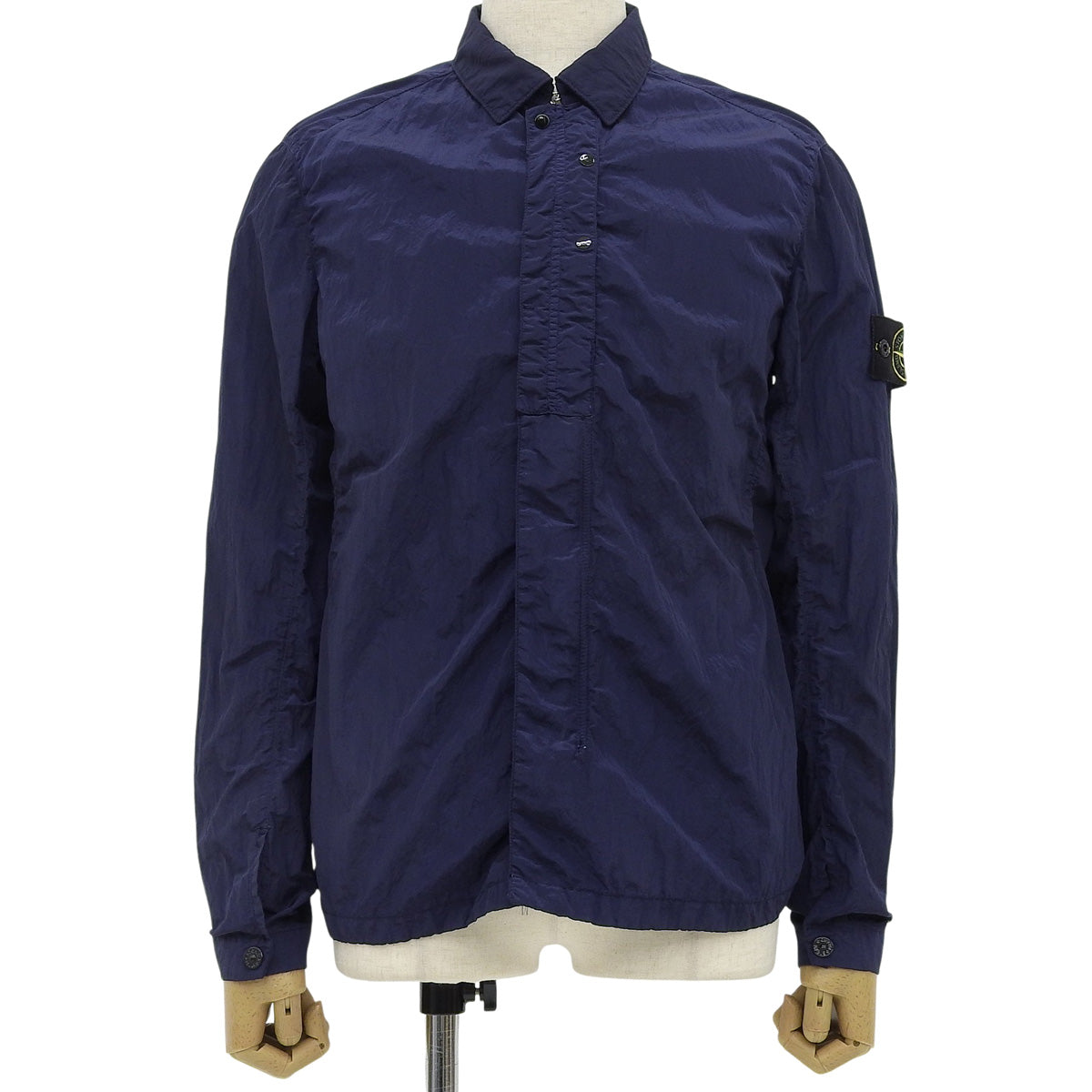 Nylon jacket M shirt