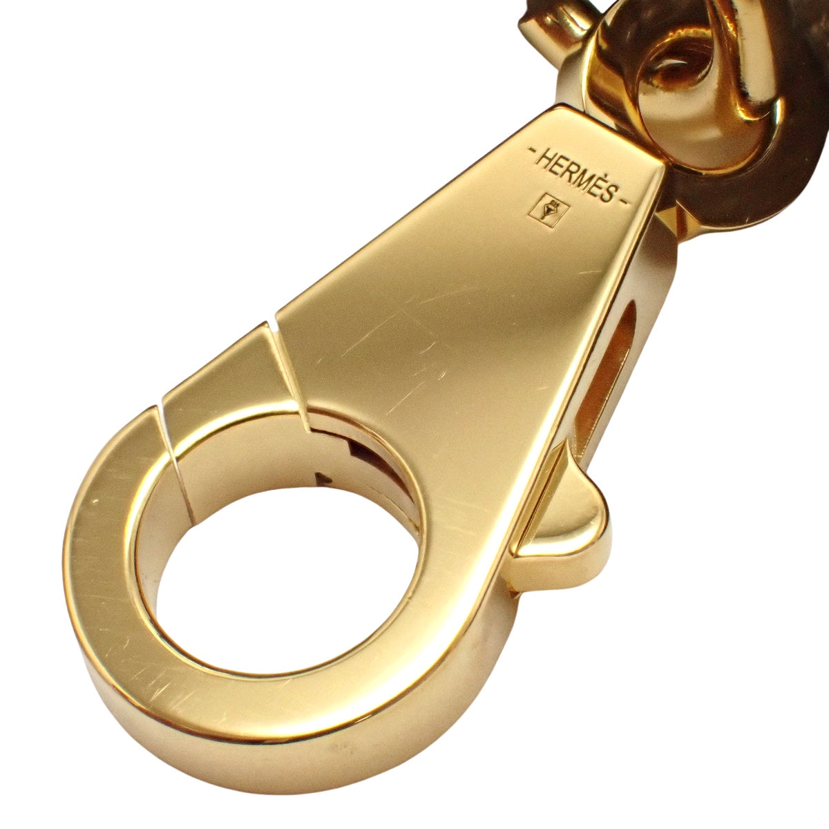 Kelly 28 (exterior stitching), Epsom calfskin, Etoupe (color), gold hardware, Z stamp.