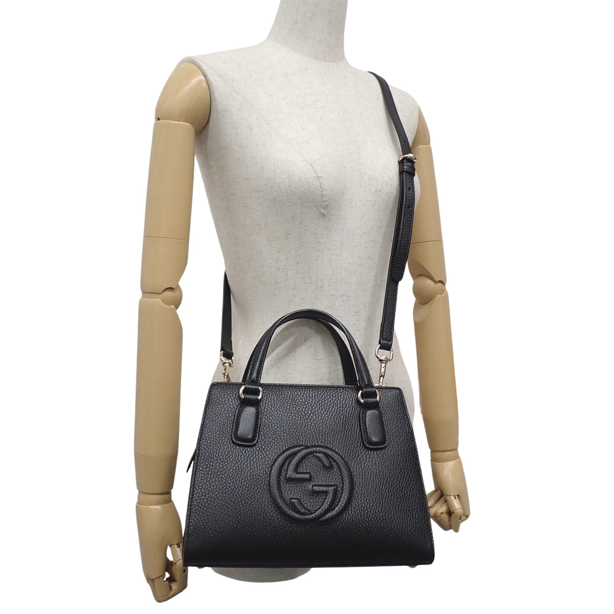 Soho 手提包,黑色皮革,货号 607722