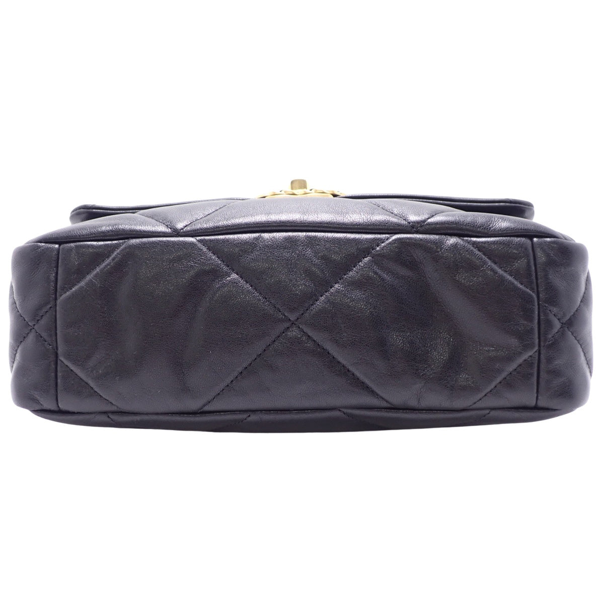 Matelasse Chanel 19 Leather Black Shoulder Bag/Crossbody Bag with Chain Strap