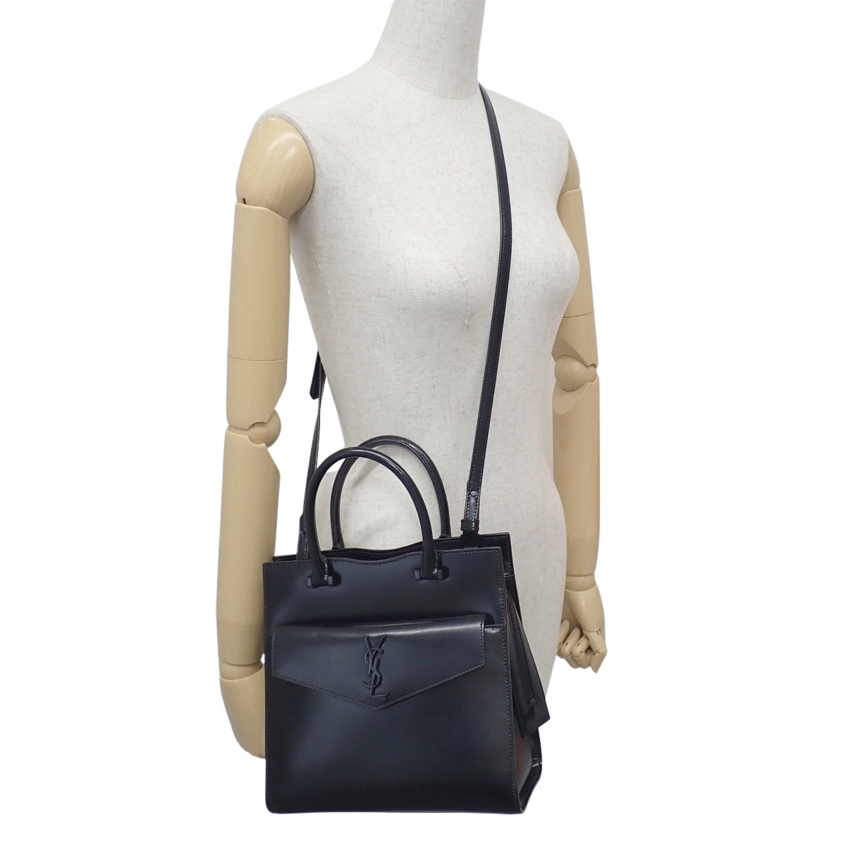 Uptown 小号小牛皮黑色 561203