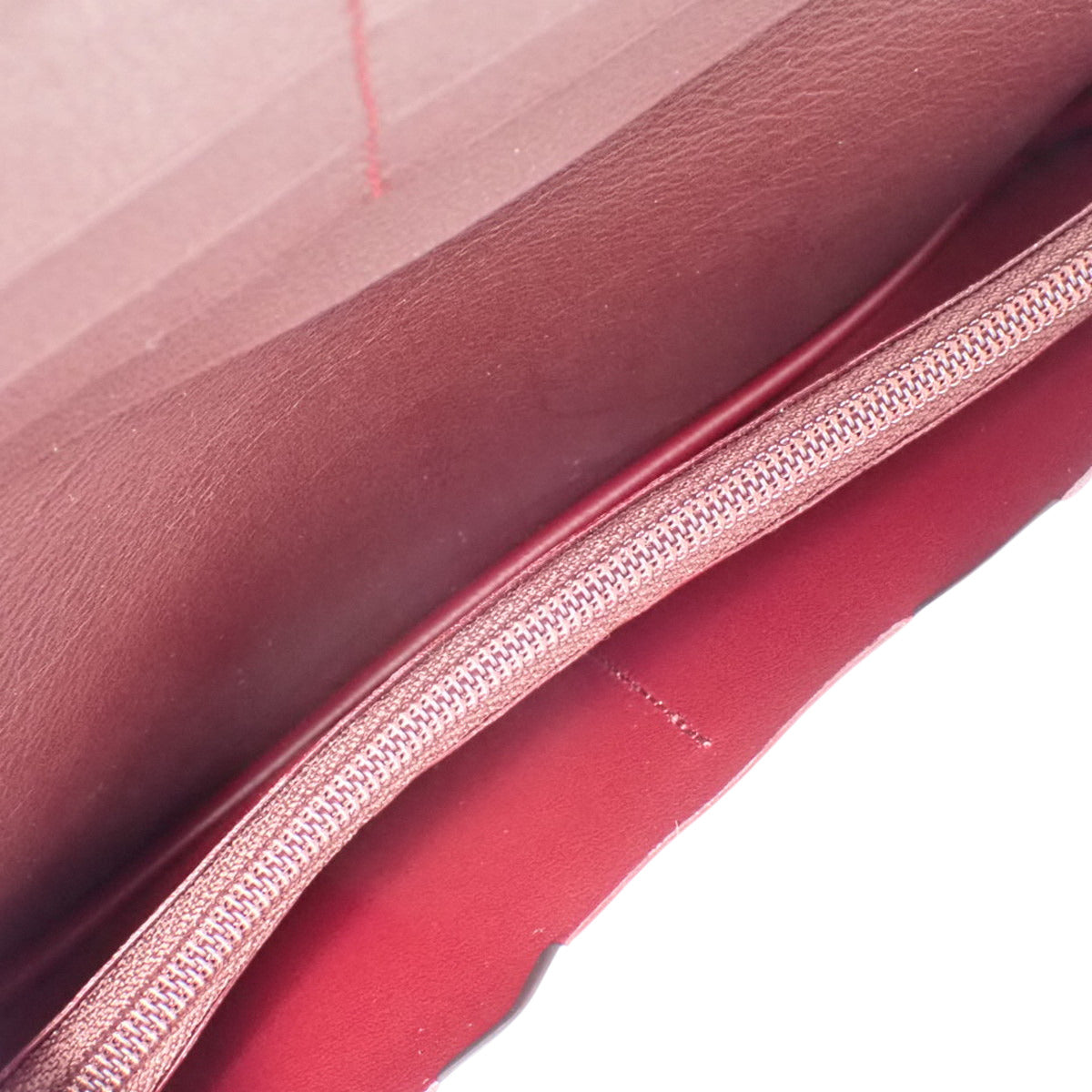 Must de Cartier International Wallet, Calfskin, Black, L3001363