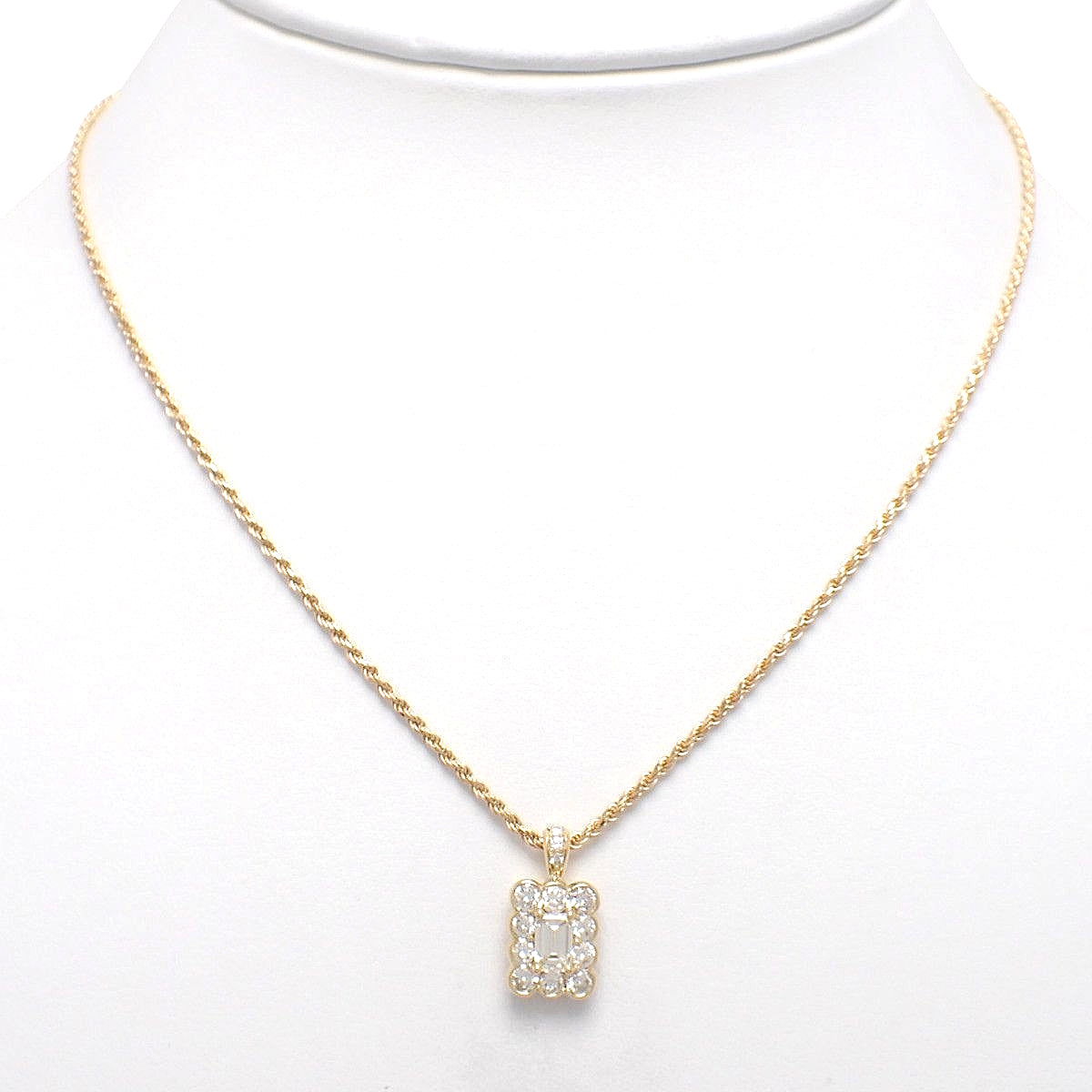 スクエア ダイヤモンド ネックレス D0.74,0.51,0.03 イエローゴールド K18YG 6.2g