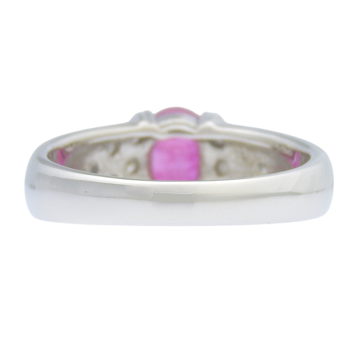 Pink sapphire and diamond ring in platinum (Pt900)