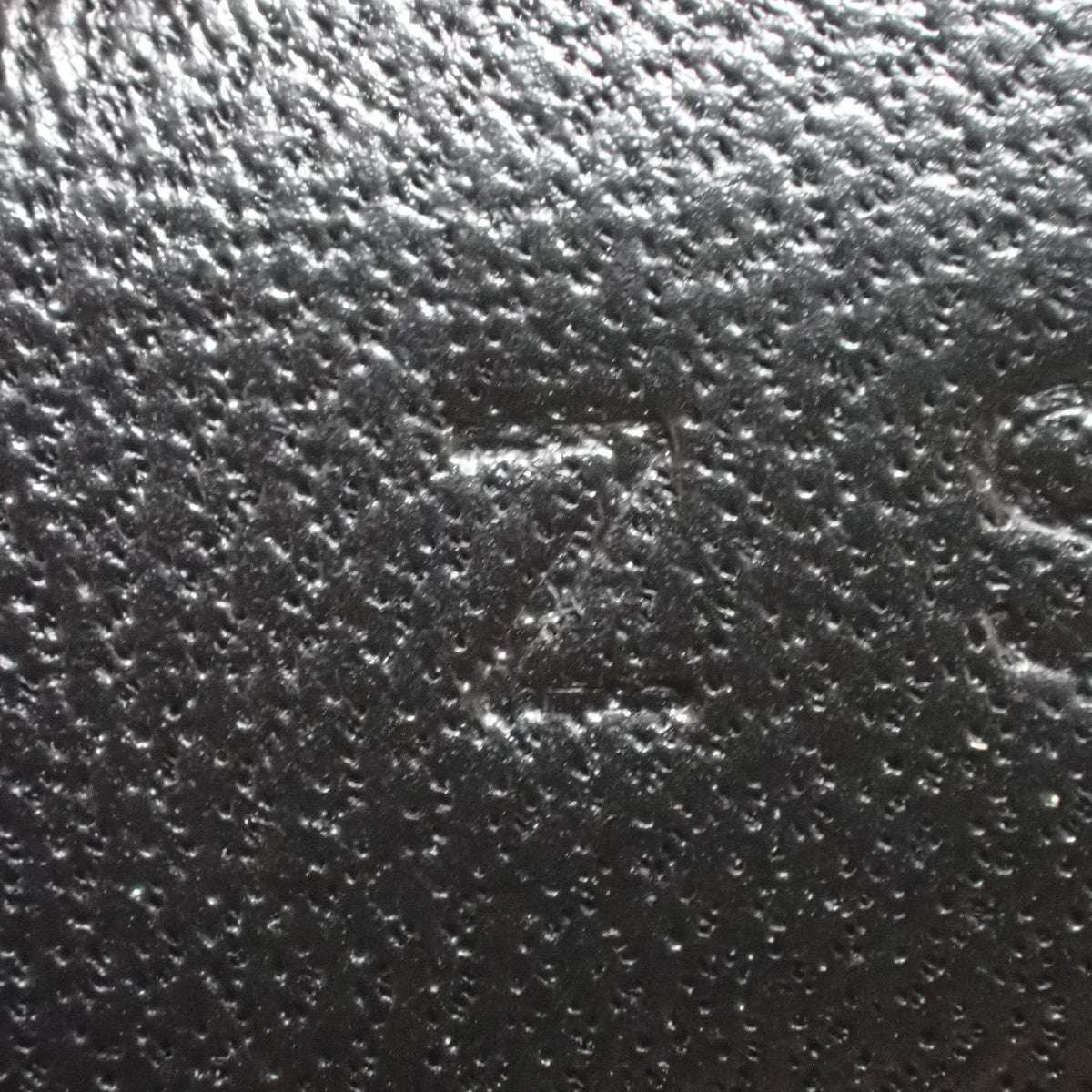 Rodeo Charm Touch PM Anjo Milo 鳄鱼纹哑光黑色 Z 印章