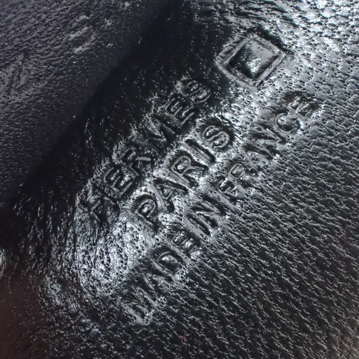 Rodeo Charm Touch PM, Anygoro Miro, Alligator Matt Croco, Black, Z stamp.