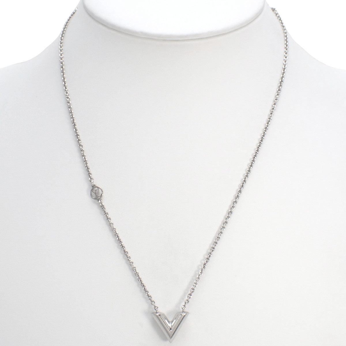 Essential V 金属项链