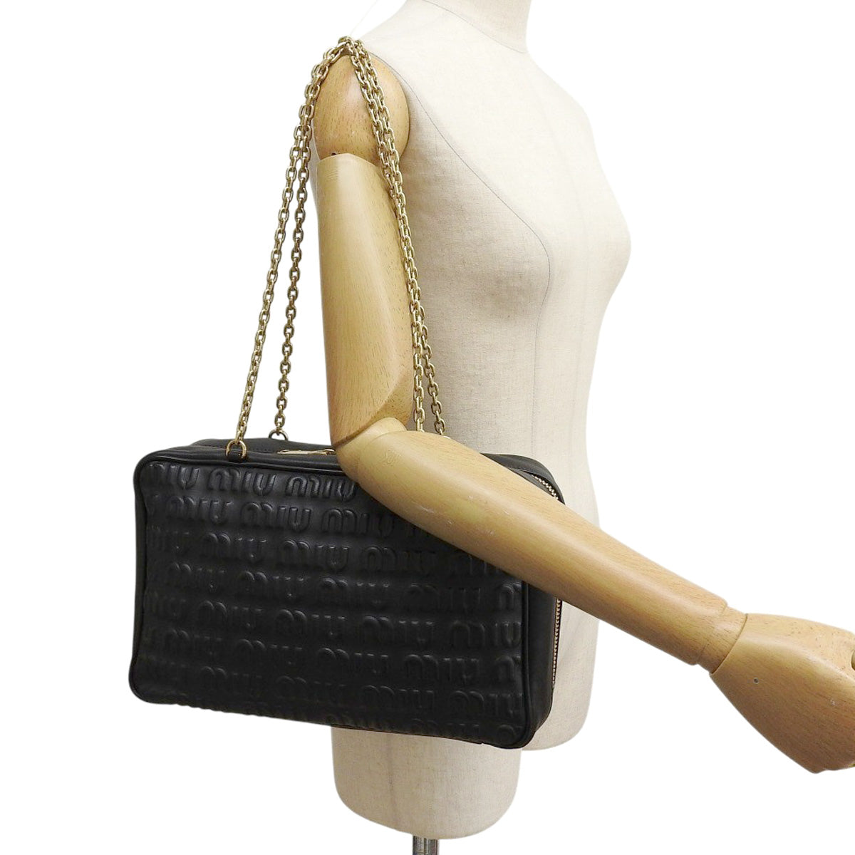 Logo Chain Shoulder Bag Leather SOFTY LOGO Black 5BB113