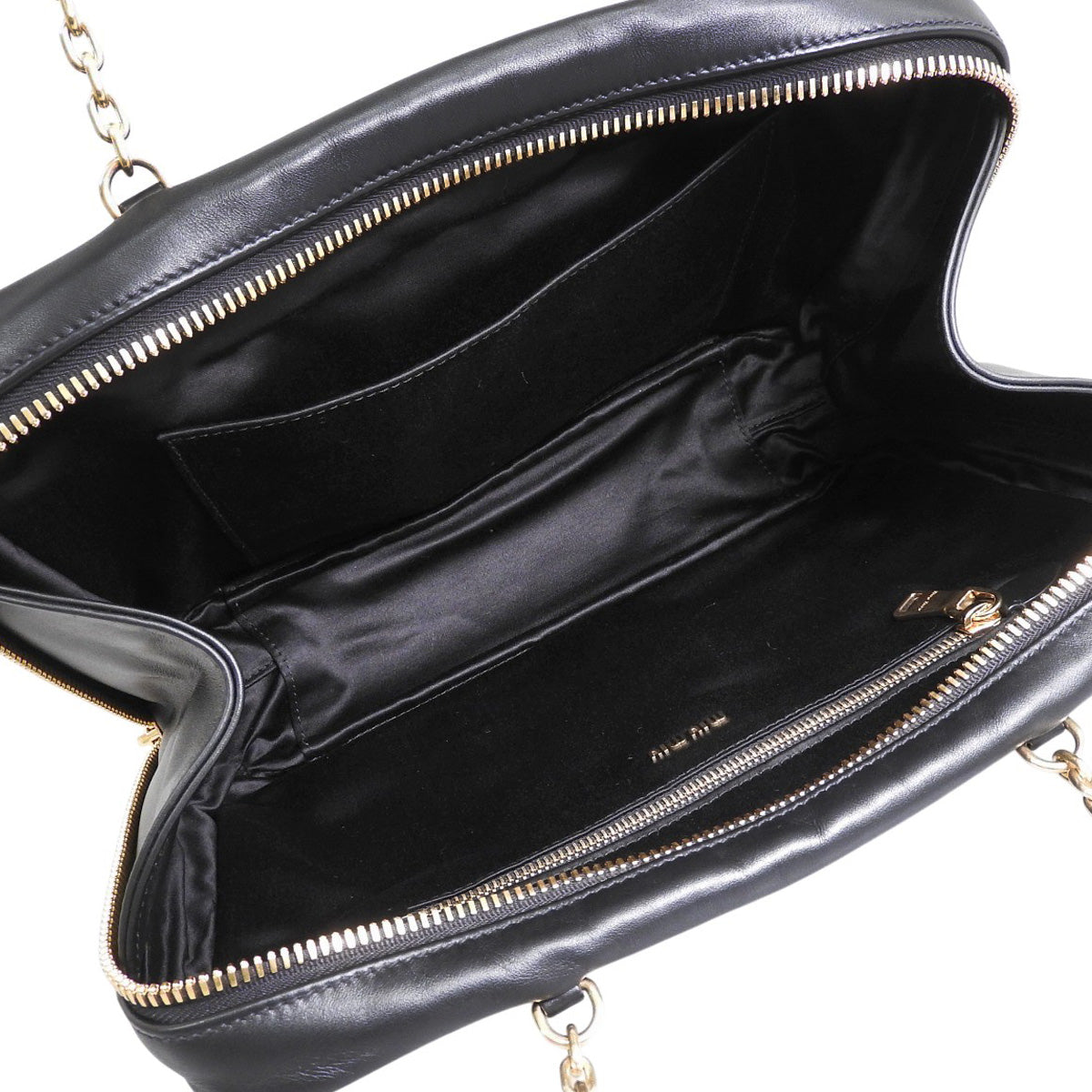 Logo Chain Shoulder Bag Leather SOFTY LOGO Black 5BB113