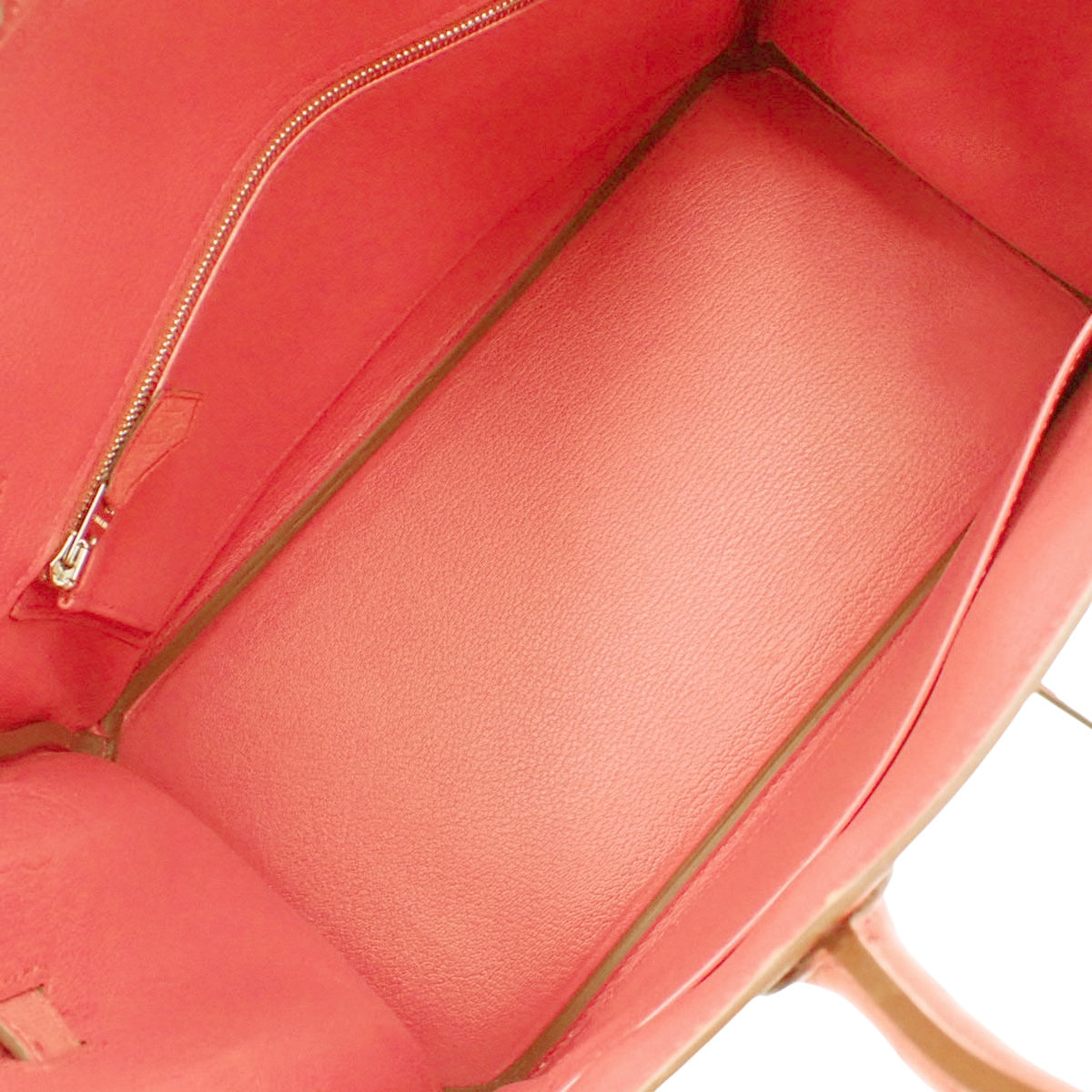 Birkin 30 鸵鸟皮包,钯金配件,饰有三角梅图案和银色配件,Q 印记