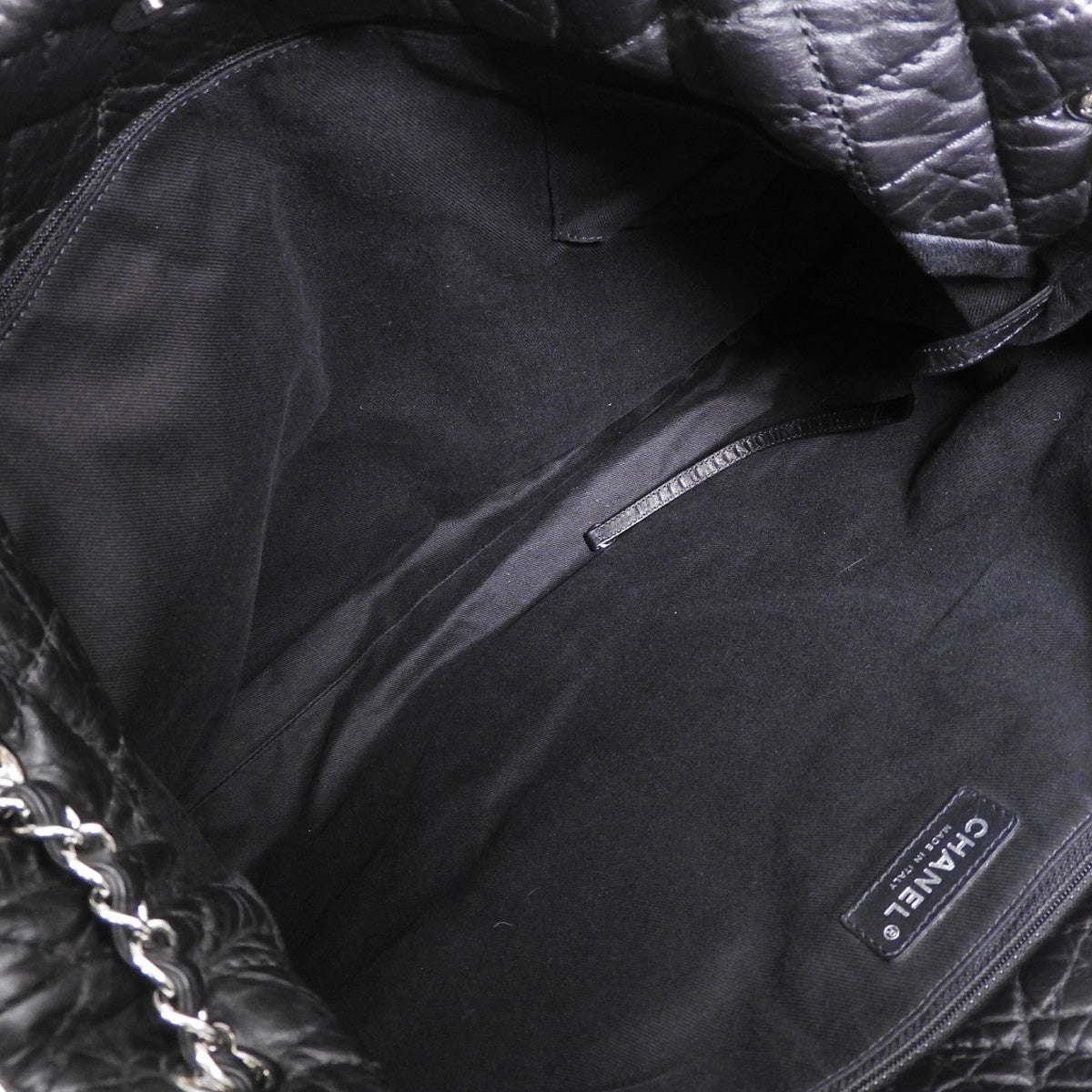 Matelasse/2.55 Chain One-Shoulder Bag Black