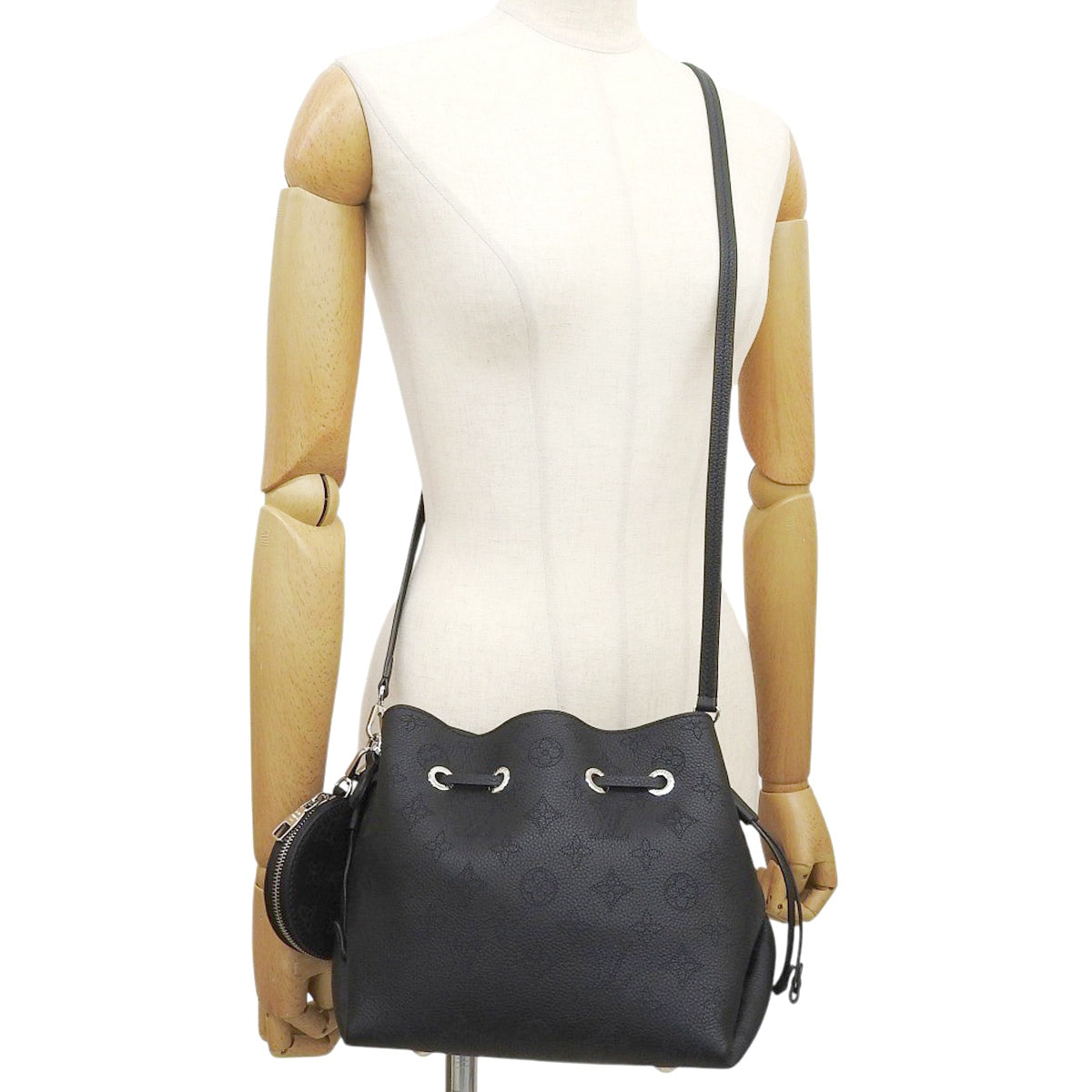 Monogram Mahina Bella Noir M57070