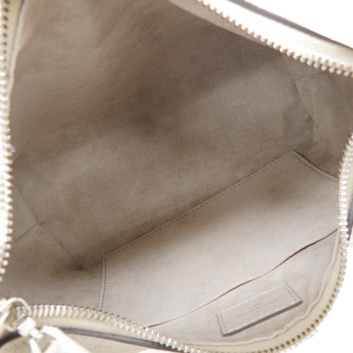 Monogram Mahina 白色结 PM 米色 M20701