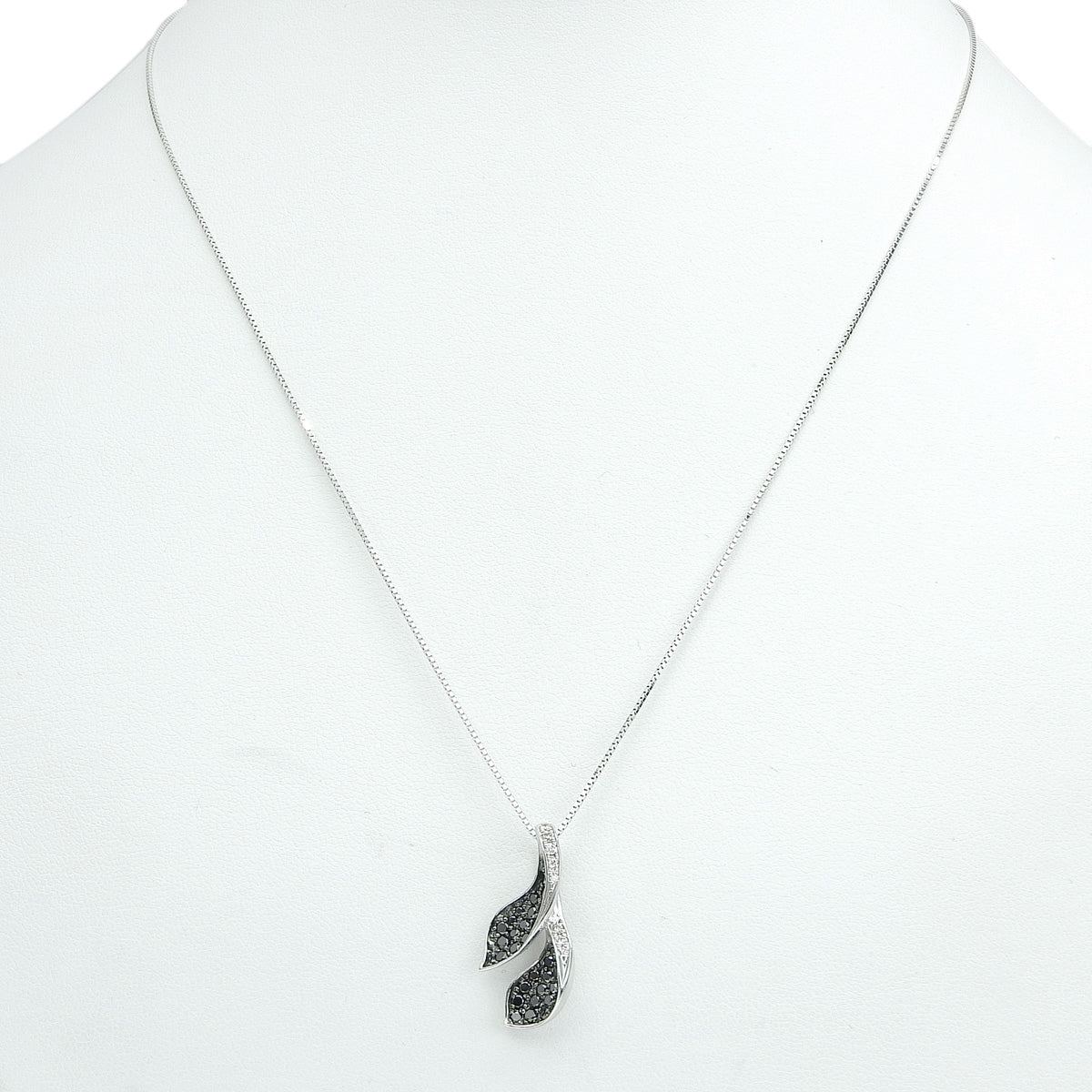 Black Diamond Necklace D0.50 White Gold K18WG