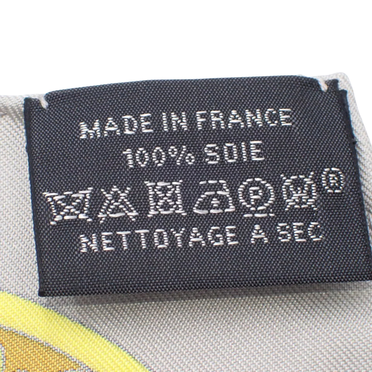 HARNAIS DE COEUR 真丝方巾 90 厘米,绿色珍珠/玫瑰色糖果/蓝色