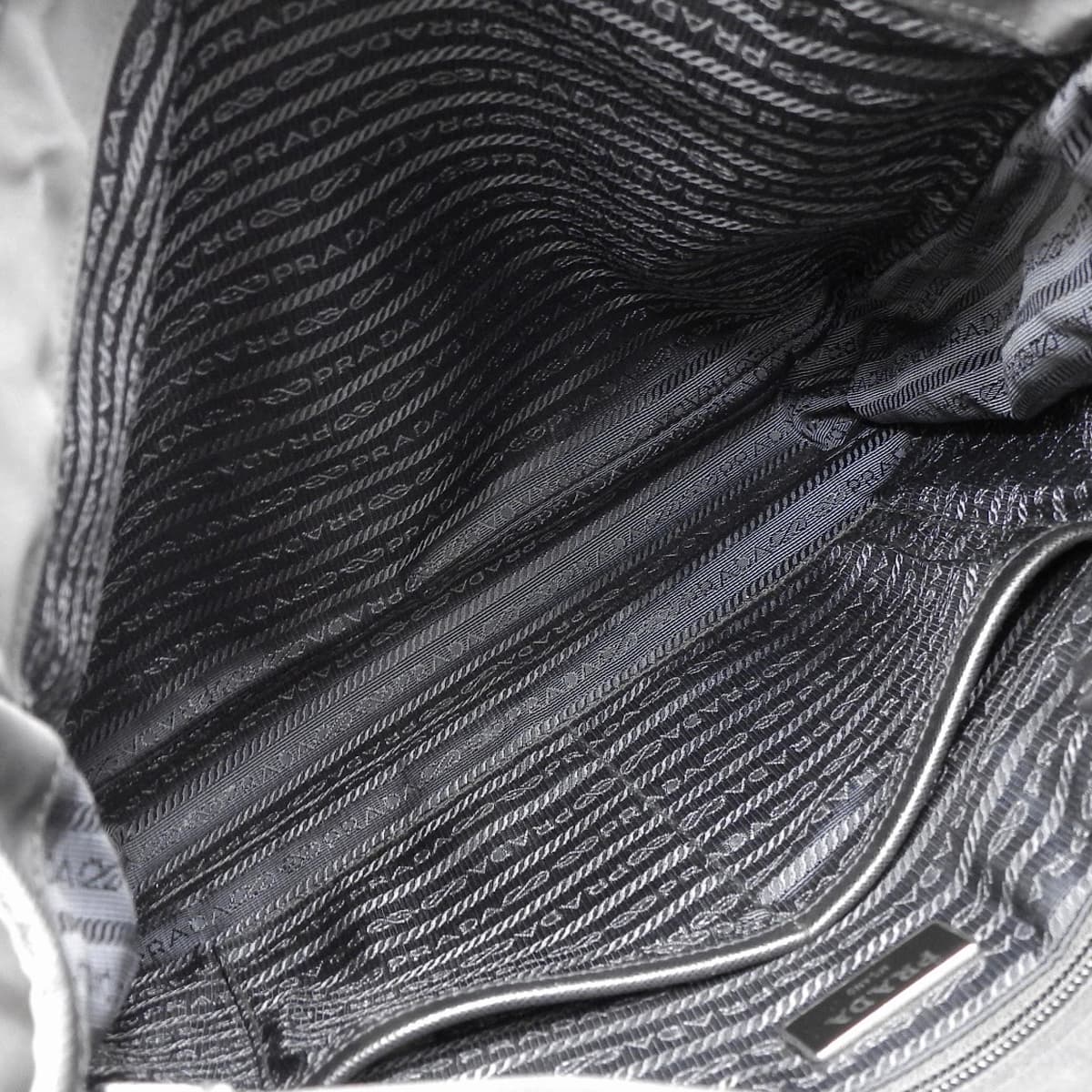 ロゴ メッセンジャーバッグ ナイロン サフィアーノレザー ブラック 2VD166