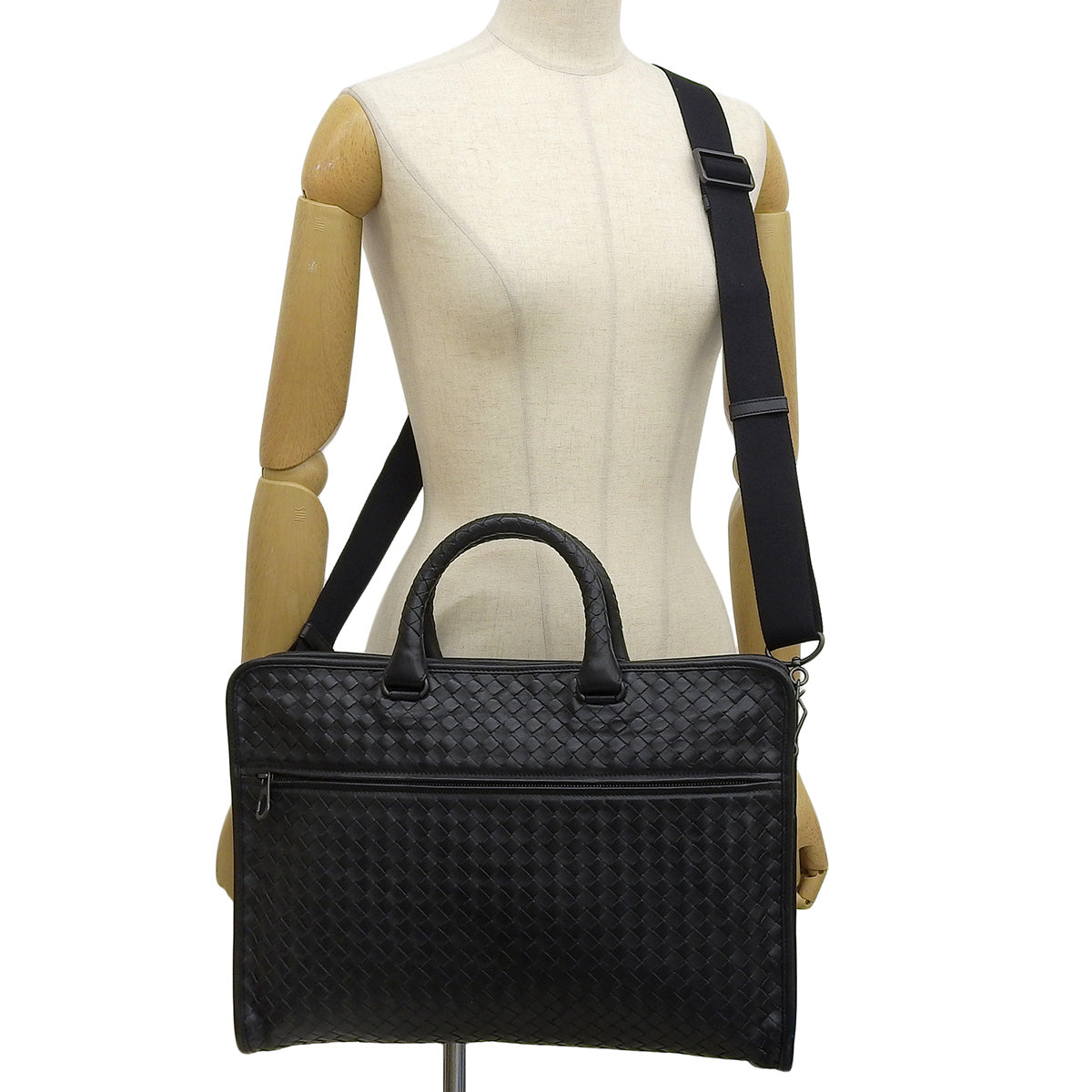 Intrecciato calfskin black 516110