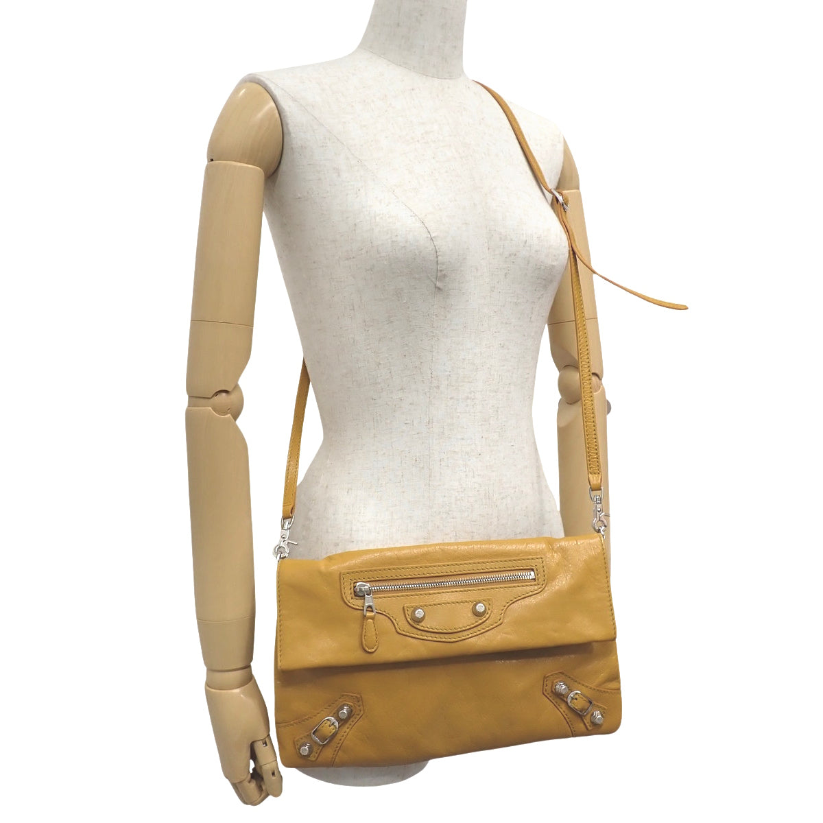 ジャイアント エンブロープ レザー イエロー 327079