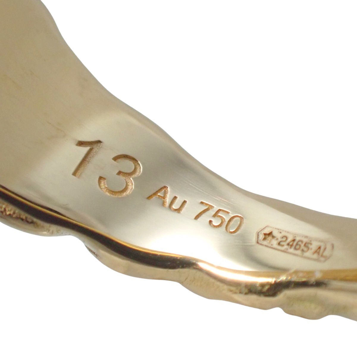 Lion Head Ring in 18K Yellow Gold with Fire Opal and Diamonds