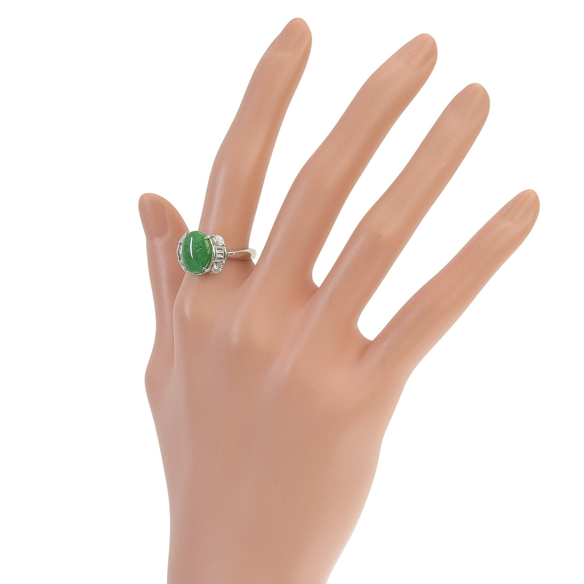 Jadeite and Diamond Ring, H2.98/D0.52, Platinum Pt900, 8.1g