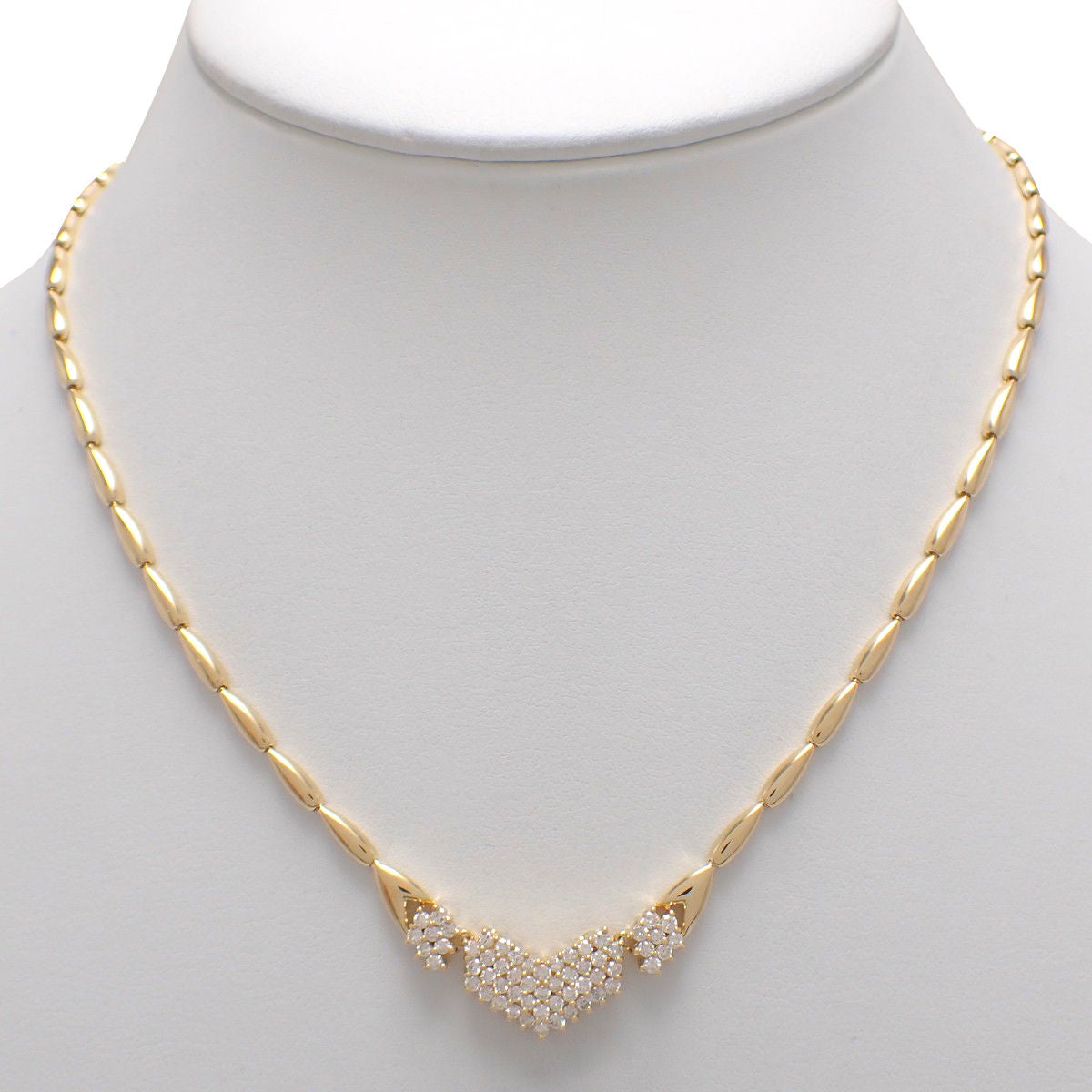 Diamond necklace D1.13 in 18K yellow gold